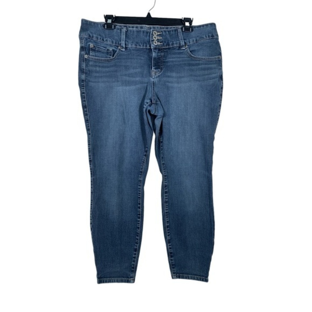 Plus Size Torrid Blue Denim Ankle Jeans Size 16R #5824